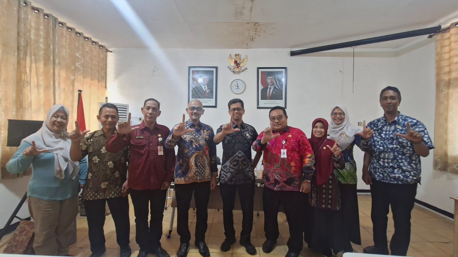DISKOPINDAG LUMAJANG GELAR PISAH KENANG DAN APRESIASI PEGAWAI