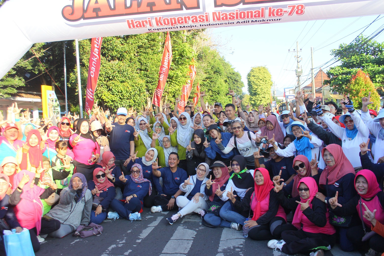 JALAN SANTAI SEMARAK HARKOPNAS KE-78 DI LUMAJANG