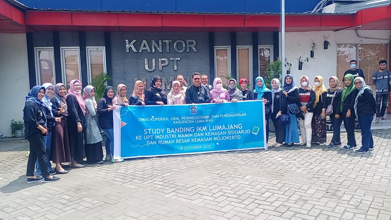 Study Banding UMKM Kabupaten Lumajang ke UPT Industri Mamin dan Kemasan Sidoarjo dan Rumah Besar Kemasan Mojokerto